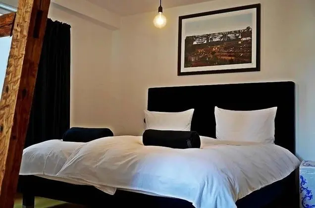 Comfort Tek Büyük Yataklı Oda