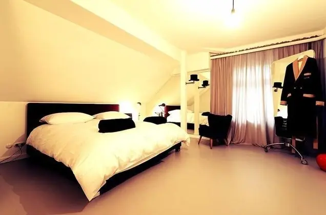 Comfort Tek Büyük Yataklı Oda