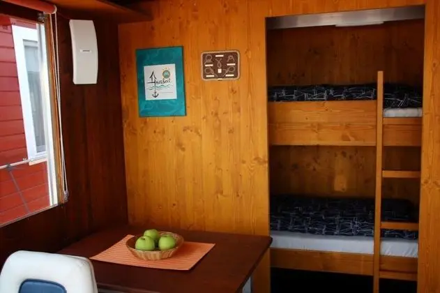 Tek Büyük Yataklı Oda (incl. service/ cleaning fee)