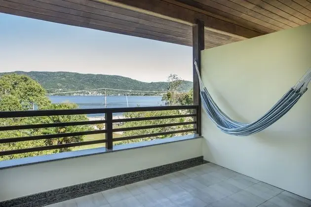 Oda, Göl Manzaralı