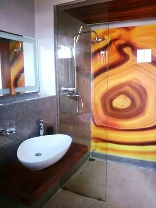 Comfort Tek Büyük veya İki Ayrı Yataklı Oda