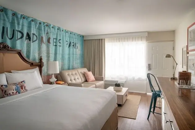 Premium Oda, 1 En Büyük (King) Boy Yatak, Balkon, Havuz Manzaralı