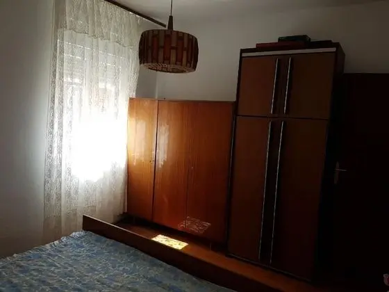 Tek Büyük Yataklı Oda, Ortak Banyo (2)