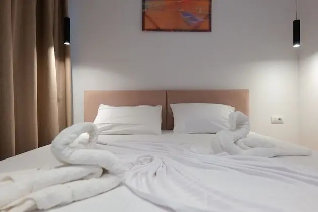 Economy Tek Büyük Yataklı Oda