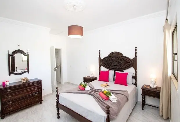 Villa, 4 Yatak Odası, Kişiye Özel Havuzlu