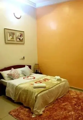 Comfort Tek Büyük Yataklı Oda