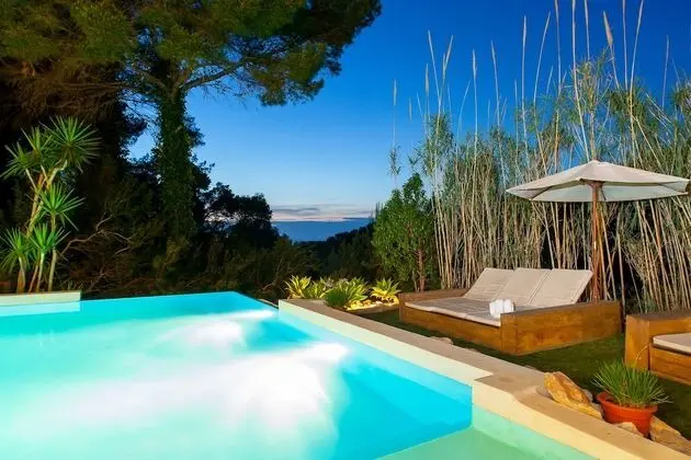 Basic Villa, 6 Yatak Odası, Kişiye Özel Havuzlu