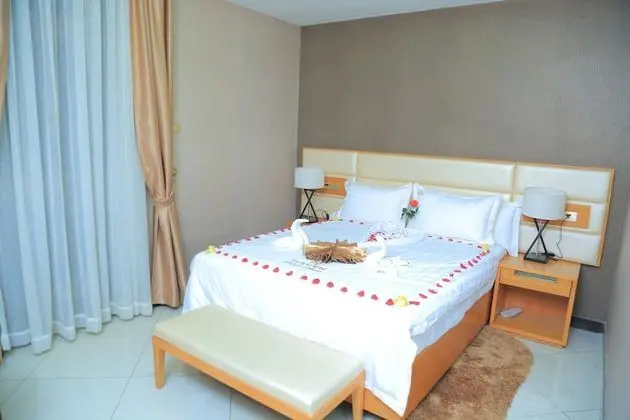 Deluxe Tek Kişilik Oda, 1 Büyük (Queen) Boy Yatak, Balkon, Şehir Manzaralı