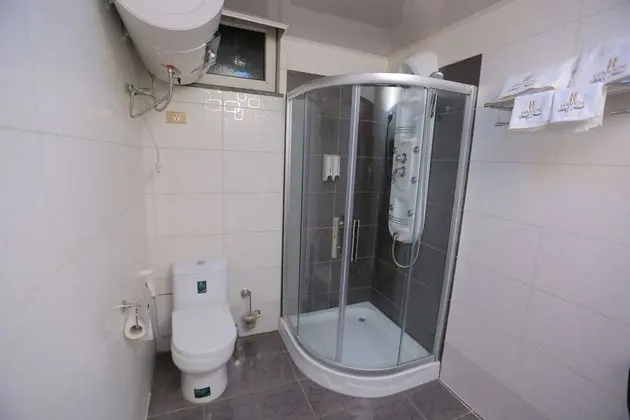 Superior Tek Büyük Yataklı Oda, Balkon, Şehir Manzaralı