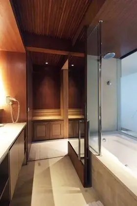 Süit, 2 Yatak Odası, Balkon, Havuz Manzaralı