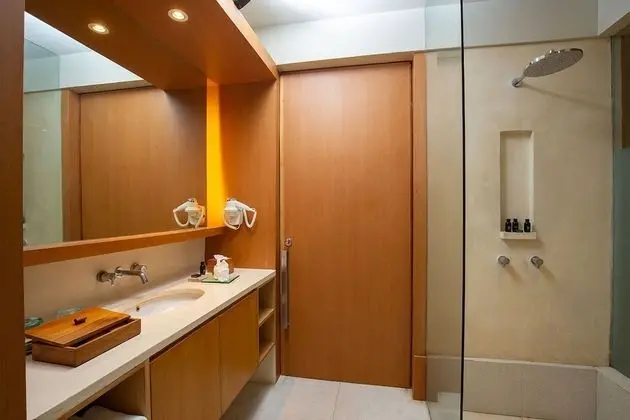 Süit, 2 Yatak Odası, Balkon, Havuz Manzaralı