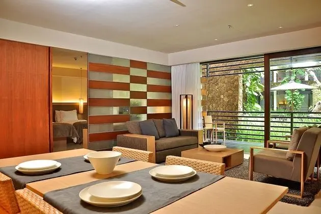 Süit, 2 Yatak Odası, Balkon, Havuz Manzaralı