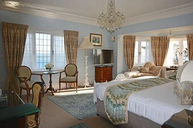 1 Victoria & Albert room