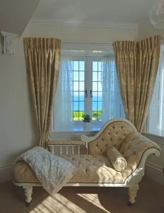 1 Victoria & Albert room
