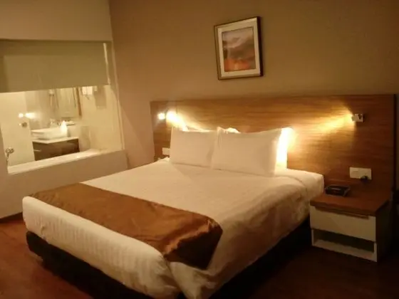 Suit Executive Three Bedrooms