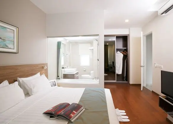 Suit Executive Three Bedrooms