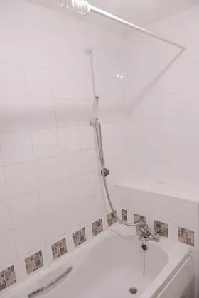 Economy Tek Büyük Yataklı Oda, Ortak Banyo