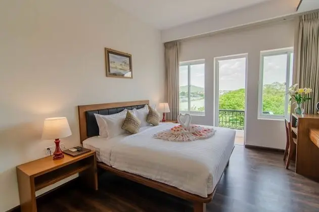 Deluxe Tek Büyük veya İki Ayrı Yataklı Oda, Şehir Manzaralı