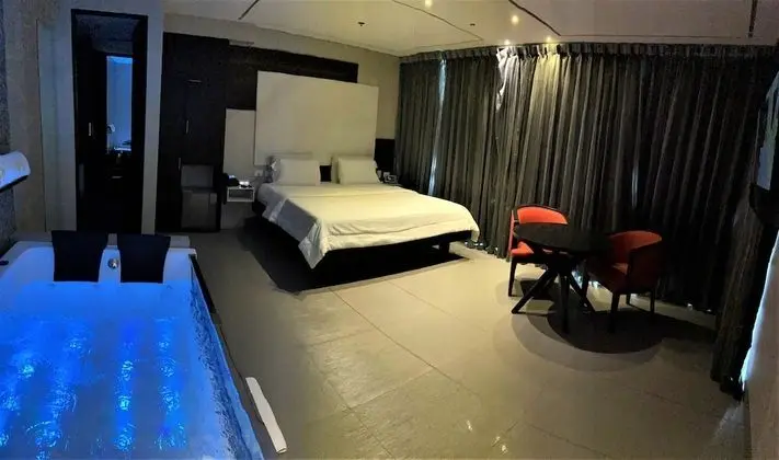 Suite Ambassador
