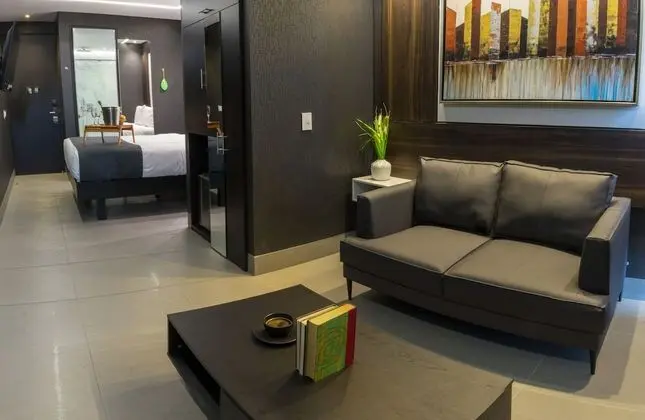 Suite Marquess