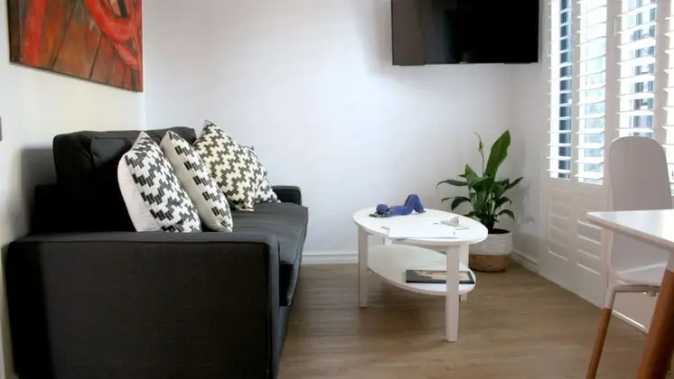 Luxury Süit, 1 En Büyük (King) Boy Yatak, Küçük Mutfak, Avlu Manzaralı