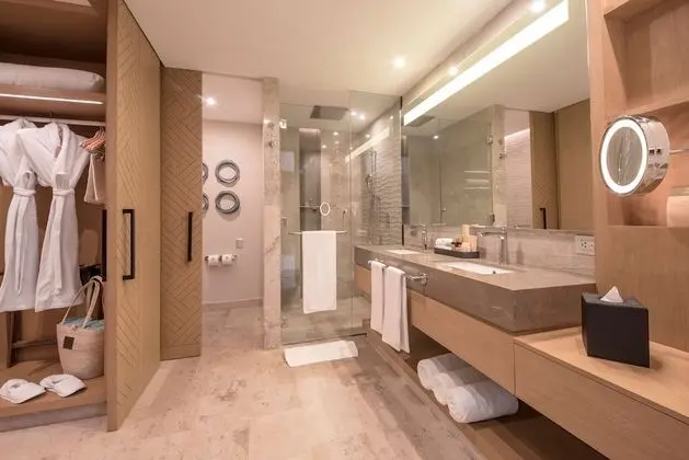 Serenity Club Romance Jr Suite Ocean Front