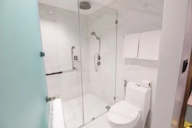 Executive Corner room