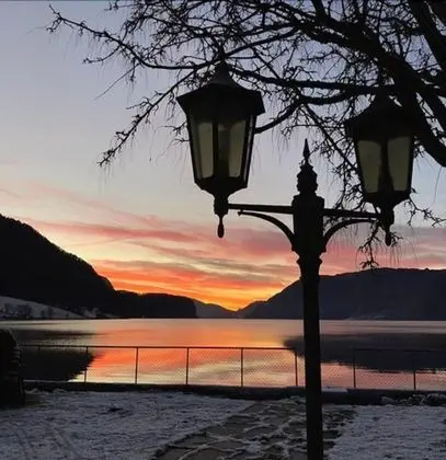 Superior Tek Büyük Yataklı Oda, 1 Yatak Odası, Balkon, Göl Manzaralı