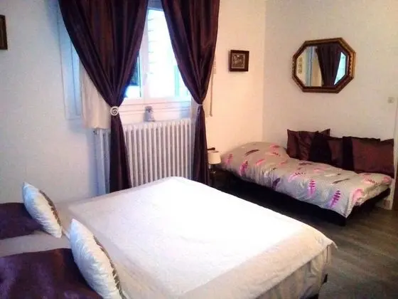 Üç Kişilik Oda, Ortak Banyo