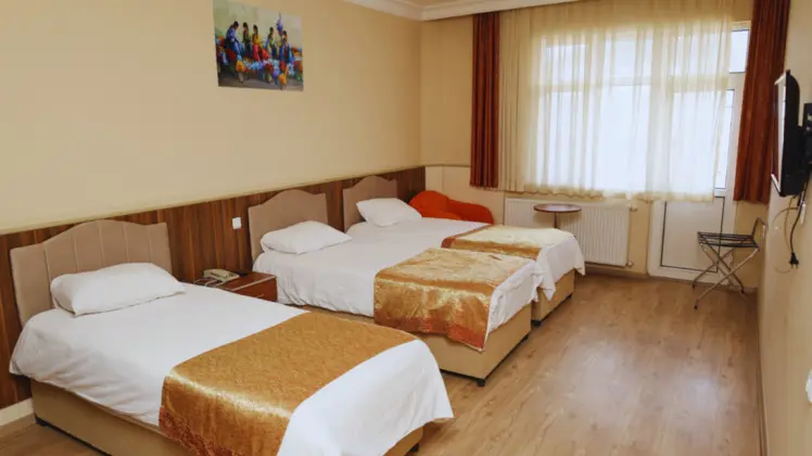 https://images.odamax.com/img/1024x768/odamax/image/upload/HAVZA_TU_RA_OTEL_202509181544093_Ads_z_Web_sitesi_Web_sitesi_19_.png