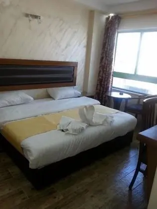 Deluxe Büyük Yataklı Tek Kişilik Oda