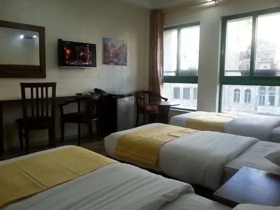 Deluxe Üç Kişilik Oda