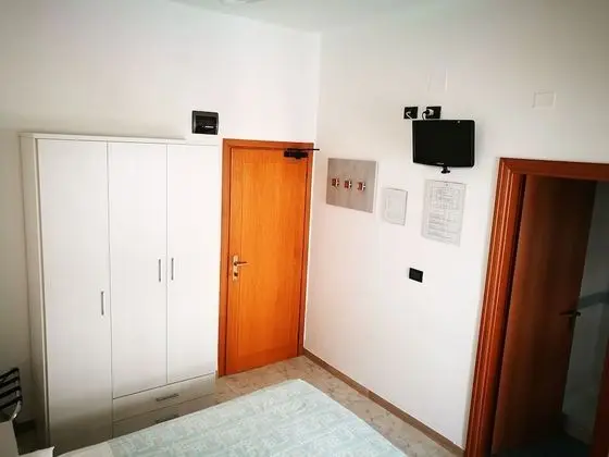 Tek Büyük veya İki Ayrı Yataklı Oda, Balkon, Deniz Manzaralı