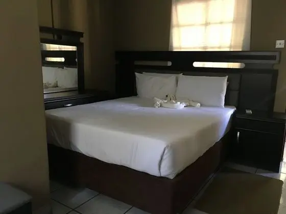 Standard Tek Büyük Yataklı Oda