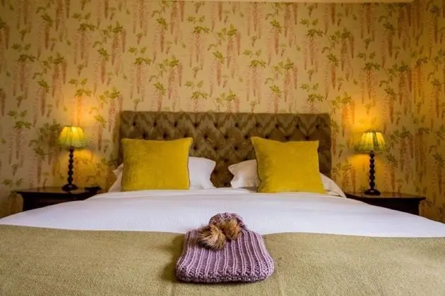 Premium Tek Büyük Yataklı Oda