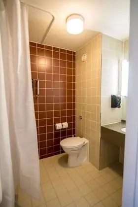 Tek Büyük Yataklı Oda (Annex Building)
