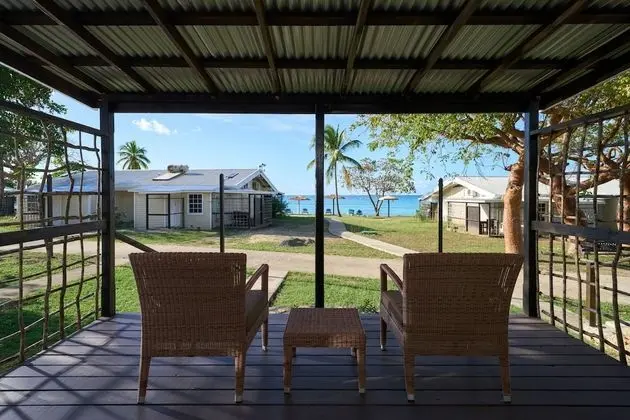 Garden View Bungalow(1 King Bed)