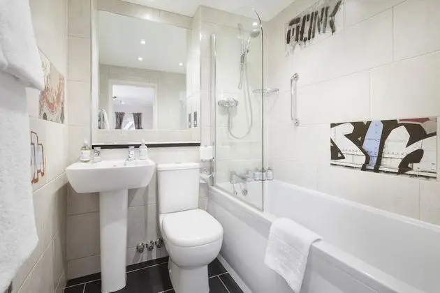 Double or Twin Room (Room 10 First Floor)
