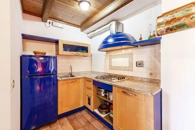 Family Apart Daire, Birden Çok Yatak, Bahçeli (Hawthorn apt with shared pool family)