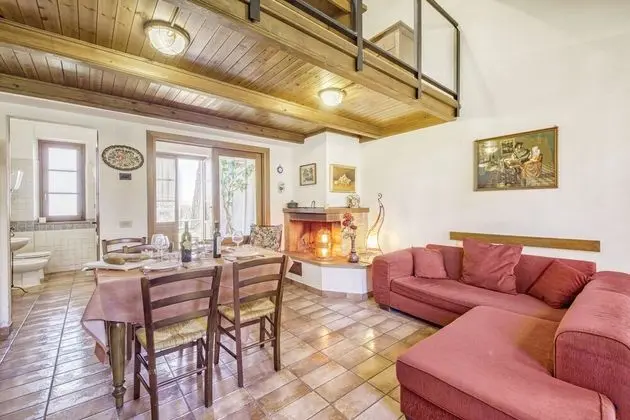 Family Apart Daire, Birden Çok Yatak, Bahçeli (Hawthorn apt with shared pool family)