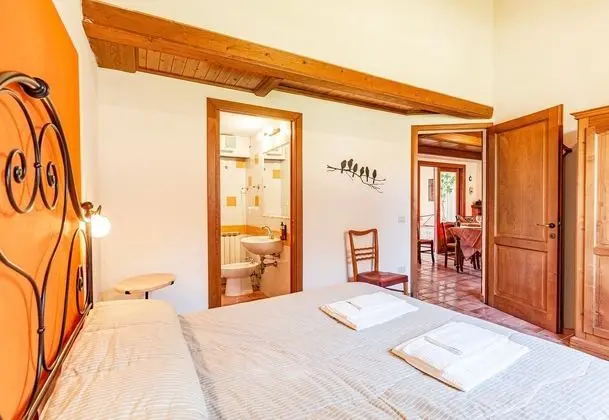 Family Apart Daire, Birden Çok Yatak, Bahçeli (Hawthorn apt with shared pool family)