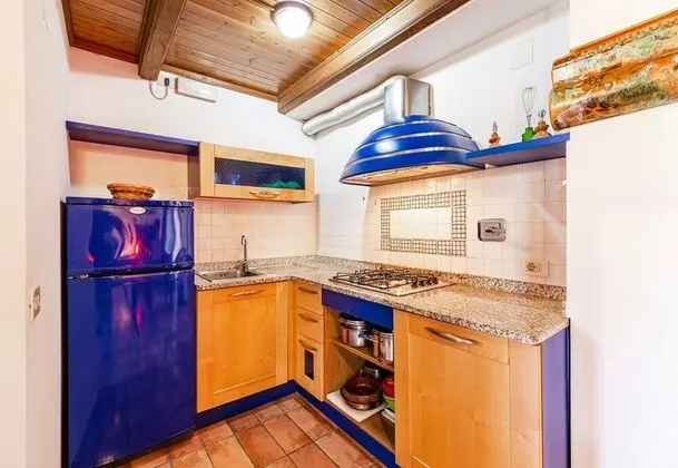 Family Apart Daire, Birden Çok Yatak, Bahçeli (Hawthorn apt with shared pool family)