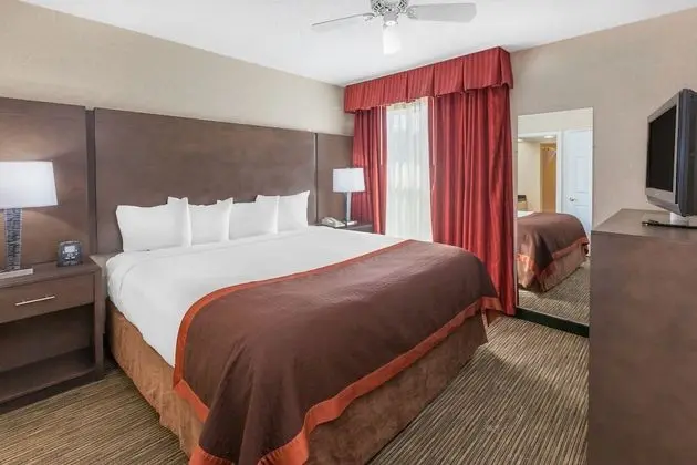 Deluxe Süit, 1 Yatak Odası, Sigara İçilmez, Küçük Mutfak (One Bedroom)