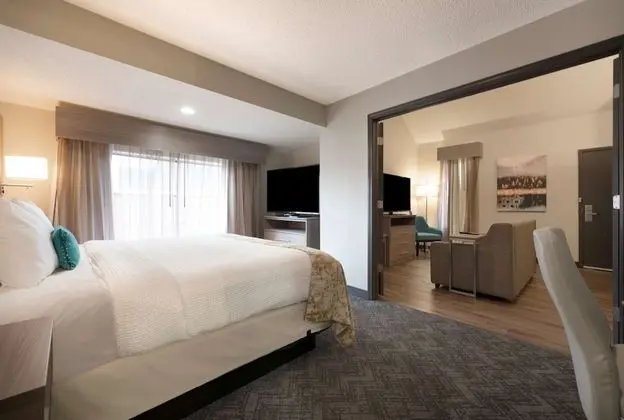Multi-level Suite with Two King Beds & Sofa Bed, Non Smoking