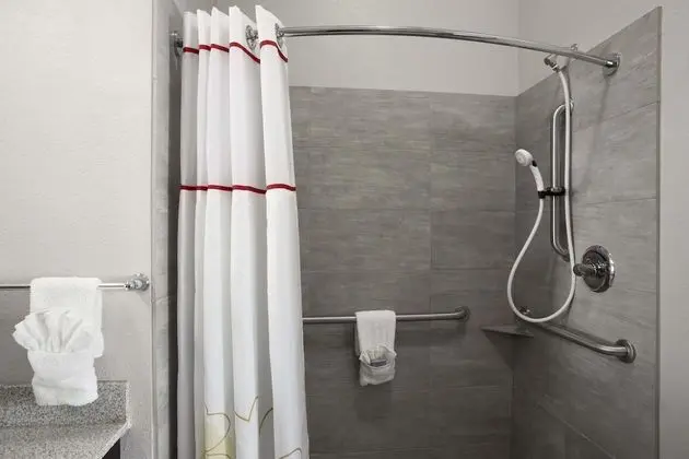 Oda, 2 Çift Kişilik Yatak, Sigara İçilmez