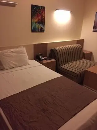 Single Bed Room