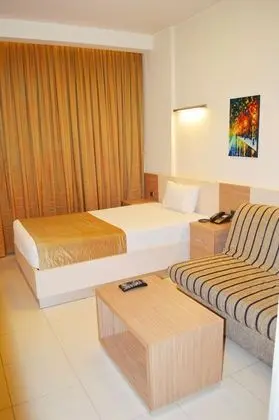 Single Bed Room