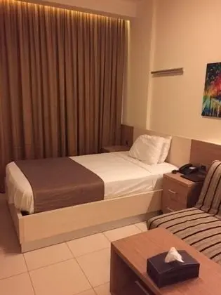 Single Bed Room