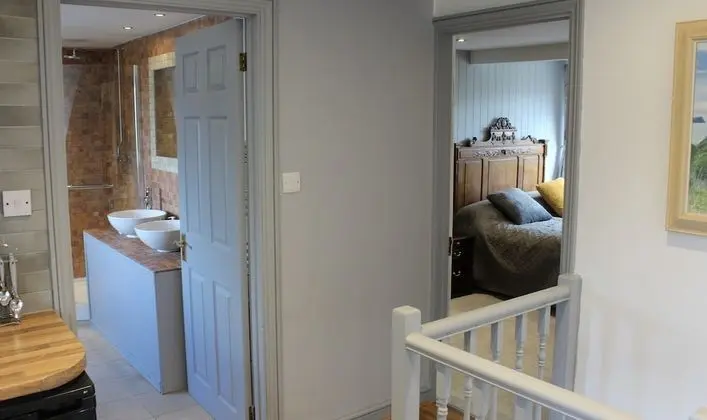 Premium Tek Büyük Yataklı Oda (The Abbey view suite)