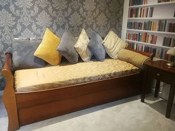 Premium Tek Büyük Yataklı Oda (The Abbey view suite)
